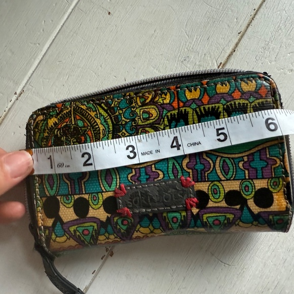 Sakroots Wallet Multicolor Elephants - Picture 5 of 8